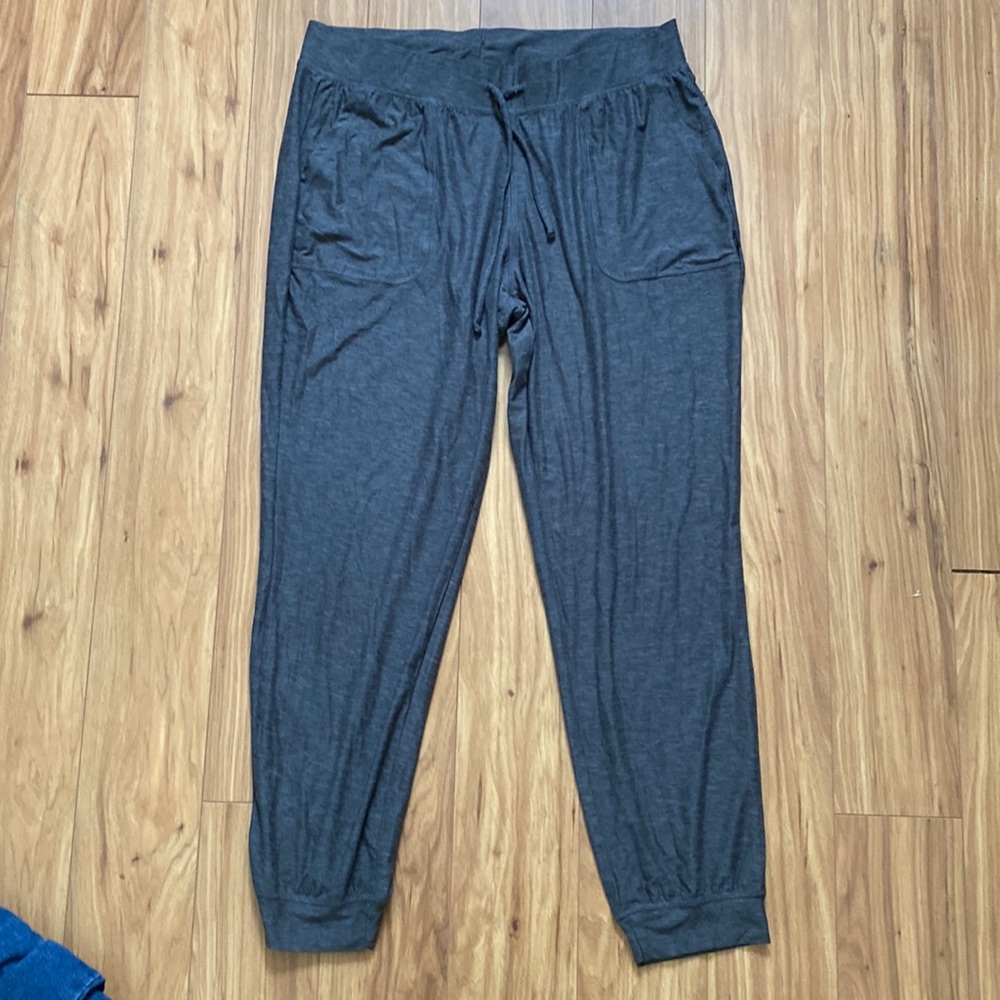 Skechers Polyester Pants